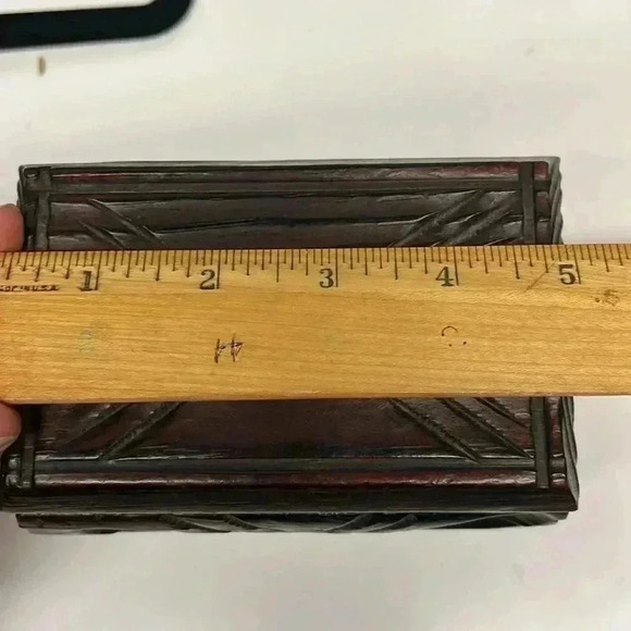 Vintage Lobeco Hand Carved Wooden Box made in Spain - Picture 7 of 11